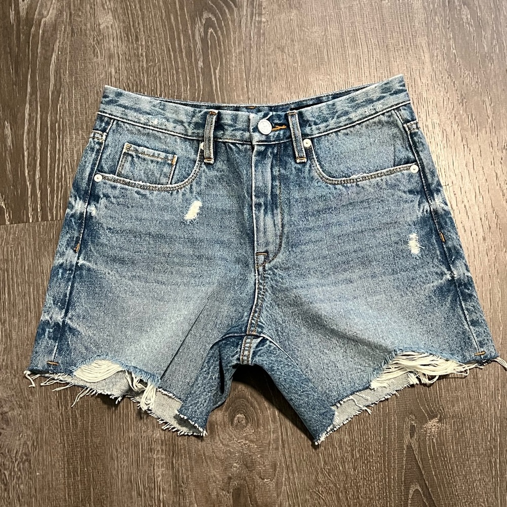 BLANK NYC***Denim Shorts***Size 27 $145 - Picture 1 of 4